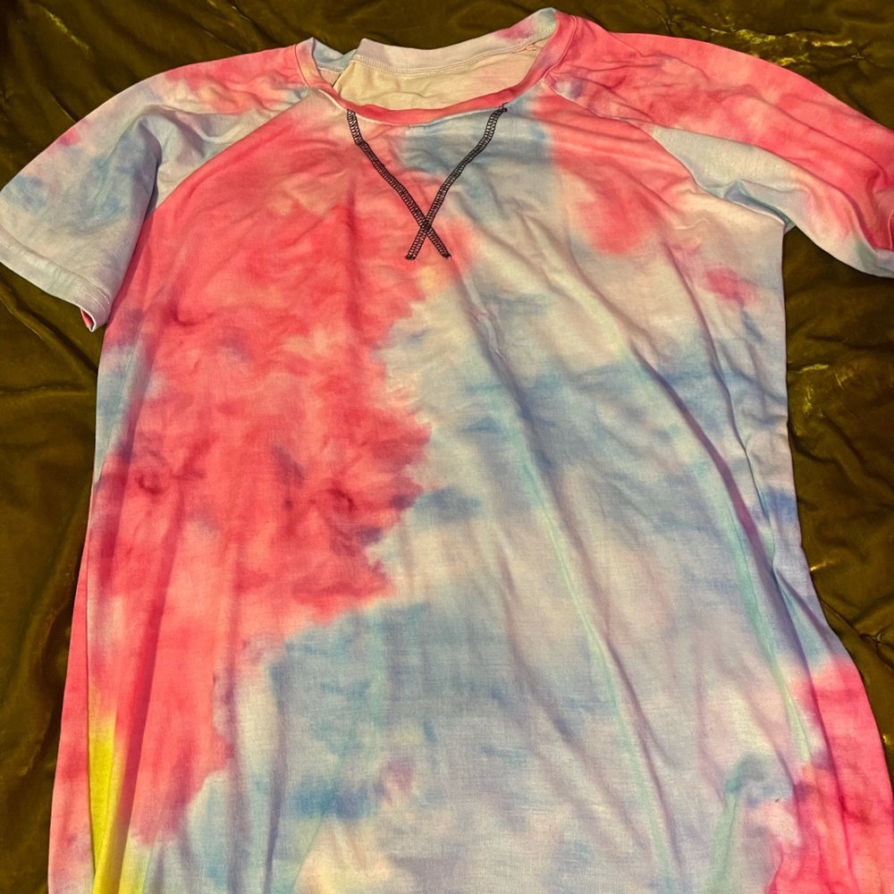 Tie-dyed boutique top